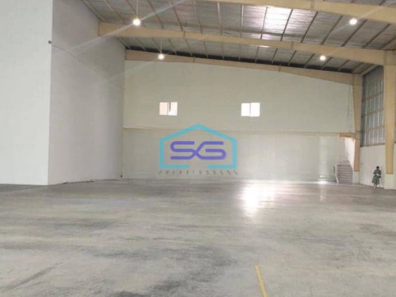 Disewakan Gudang Dalam Kawasan Industri Delta Silicon Cikarang Luas Tanah 1200 m²