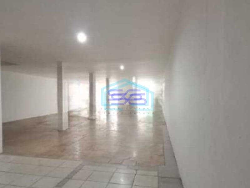 Disewakan Ruko 2 Lantai Luas Tanah 330 m² Lokasi di Kebon Jeruk Jakarta Barat