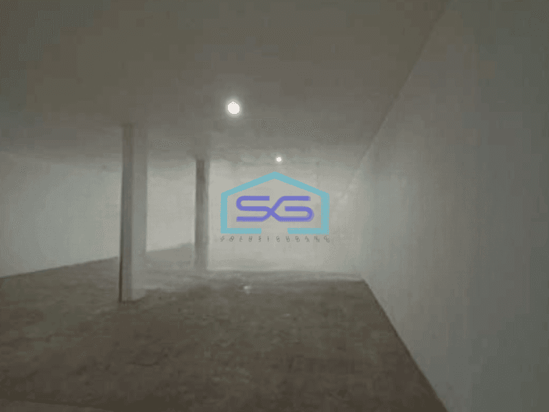 Disewakan Ruko 2 Lantai Luas Bangunan  400 m² di Kebon Jeeruk Jakarta Barat