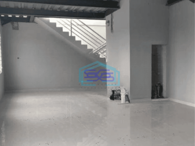 Disewakan Gudang Luas Bangunan 288 m² Ada Kantor di Teluk Naga Tangerang