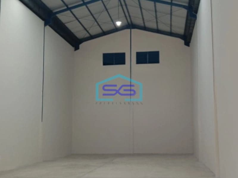 Disewakan Gudang Baru Luas Tanah 300 m² Lokasi Tangerang