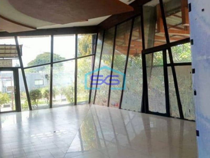 Disewakan Tempat Usaha Murah Pinggir Jalan Raya komplek Mall Ujung Menteng Jakarta Timur