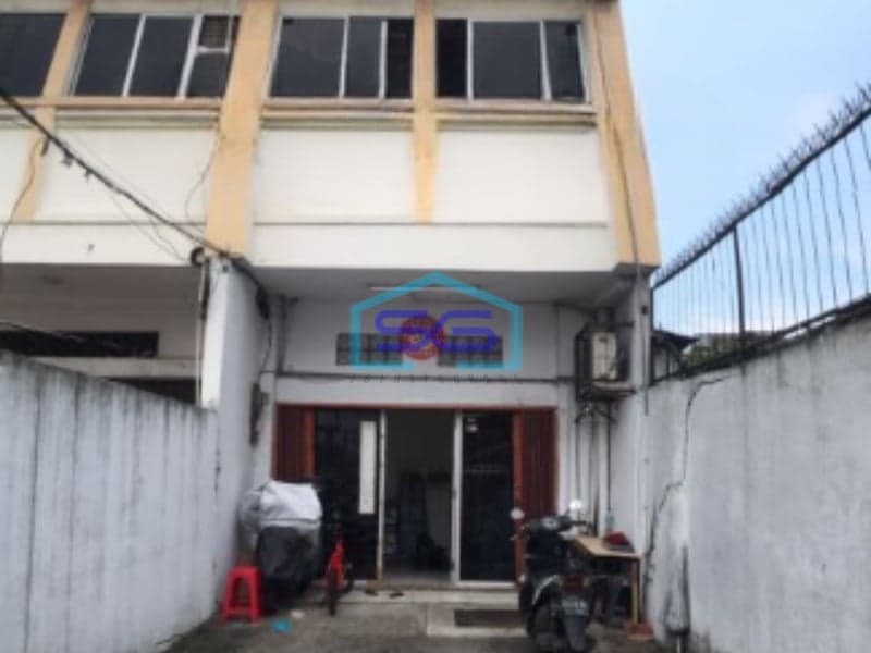 Dijual Ruko Luas Tanah  124 m² Lokasi di Tambora Jakarta Barat