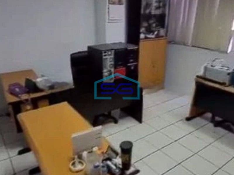 Dijual Ruko Gandeng dekat Stasiun KA dan Pintu Tol Kemayoran DKI Jakarta Pusat LB 1000m2