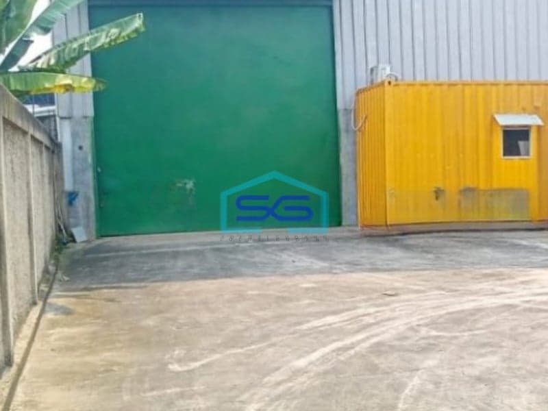 Disewakan Gudang Bagus LB 700m2 Akses Kontainer 40 Ft di Jln Ry Narogong Bekasi