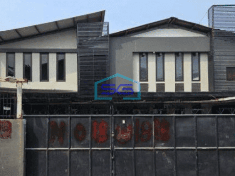 Dijual Gudang Luas Bangunan 985 m² Lokasi Strategis di Benda Tangerang