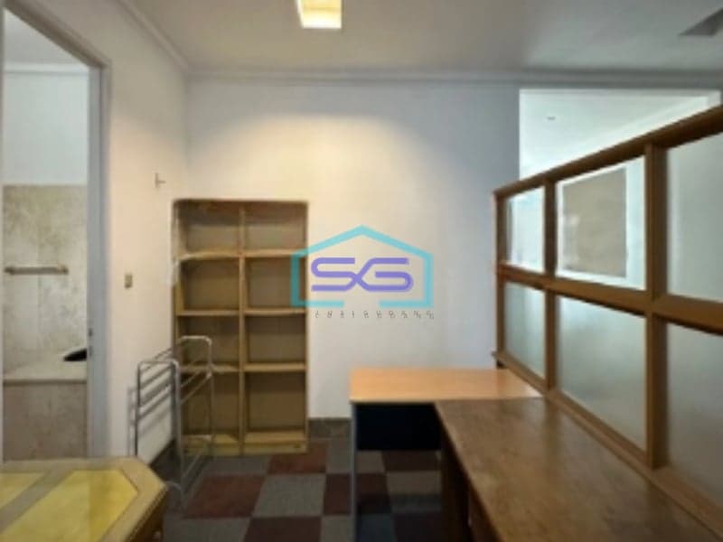 Dijual Ruang Usaha di Pinggir Jalan Raya Tanah Abang Jakarta Pusat LT 342m2