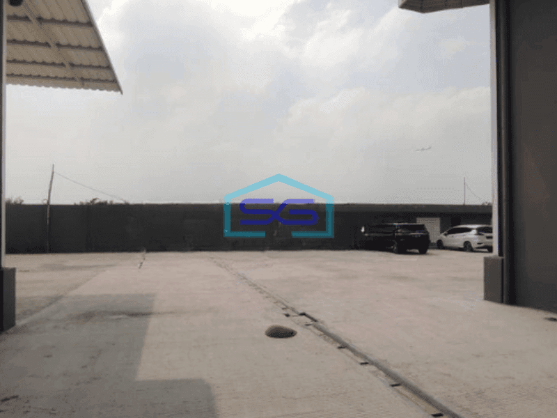 Disewakan Gudang Tersedia Loading Dock Luas Tanah 8000 m² di Sepatan Tangerang