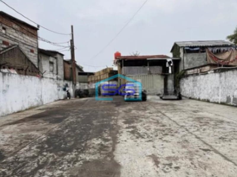 Dijual Gudang Kapuk Kayu Besar Jakarta Barat Luas Bangunan 2000m2