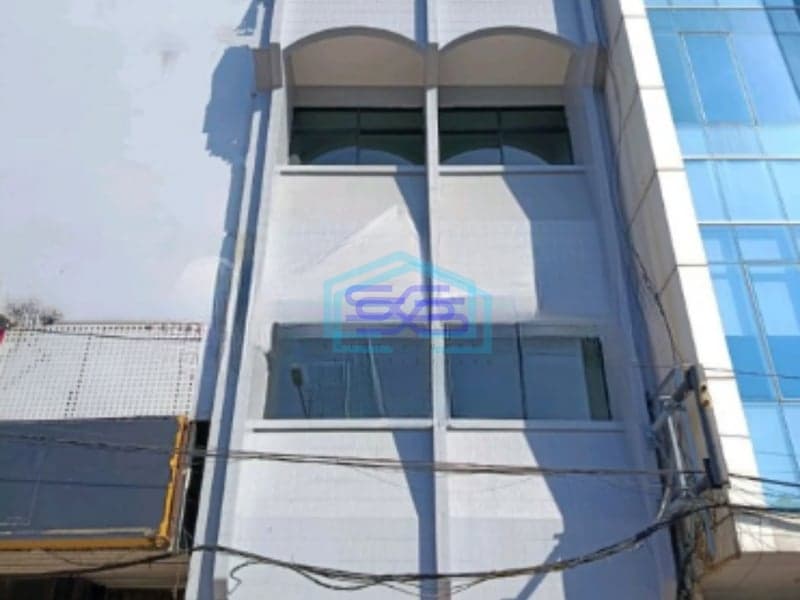 Disewakan Ruko Strategis Hasyim Ashari Jakarta Pusat 4lt& Roof top Gambir Luas Bangunan  384 m²