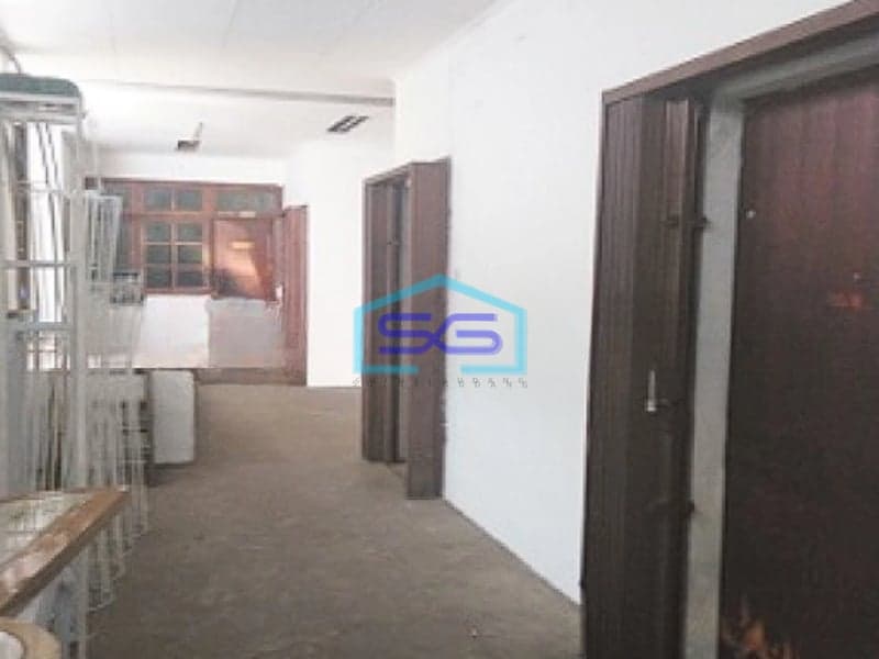 Dijual Gedung Kantor Ada Lift Barang Zona Campuran di Tanjung Duren Jakarta Barat LB 900m2