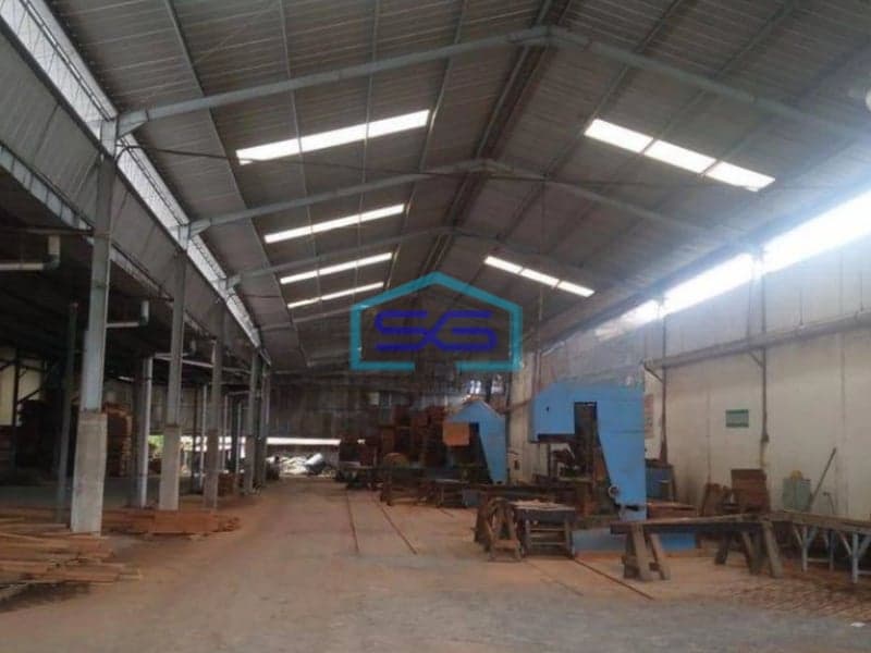 Dijual Murah Gudang Dan Pabrik Kayu Mayjend Sungkono Pusat Kota Gresik Bonus Mesin Dan Forklift