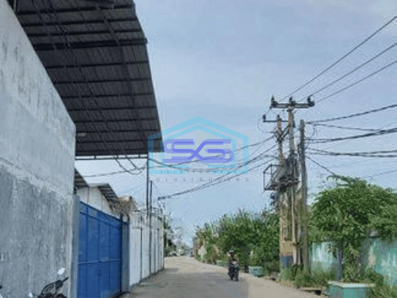 Dijual Gudang Butuh Renov Tipis di Dadap Tangerang