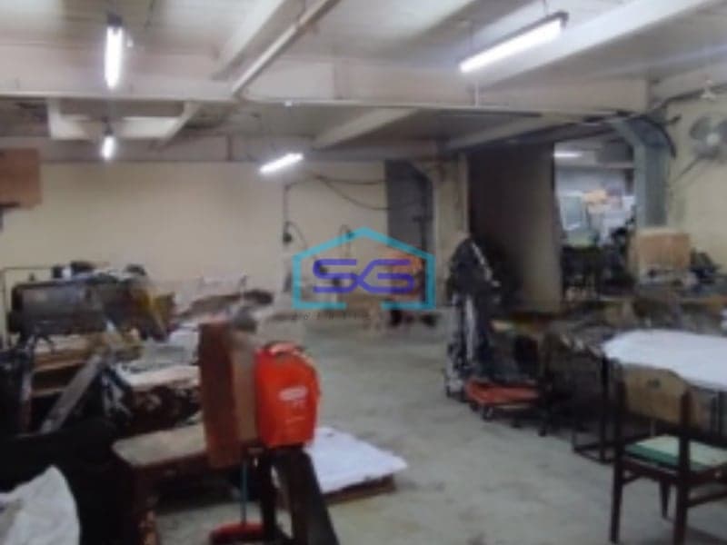 Dijual Gudang Luas Tanah 801 m² Akses Container Lokasi Jembatan Dua Jakarta Barat