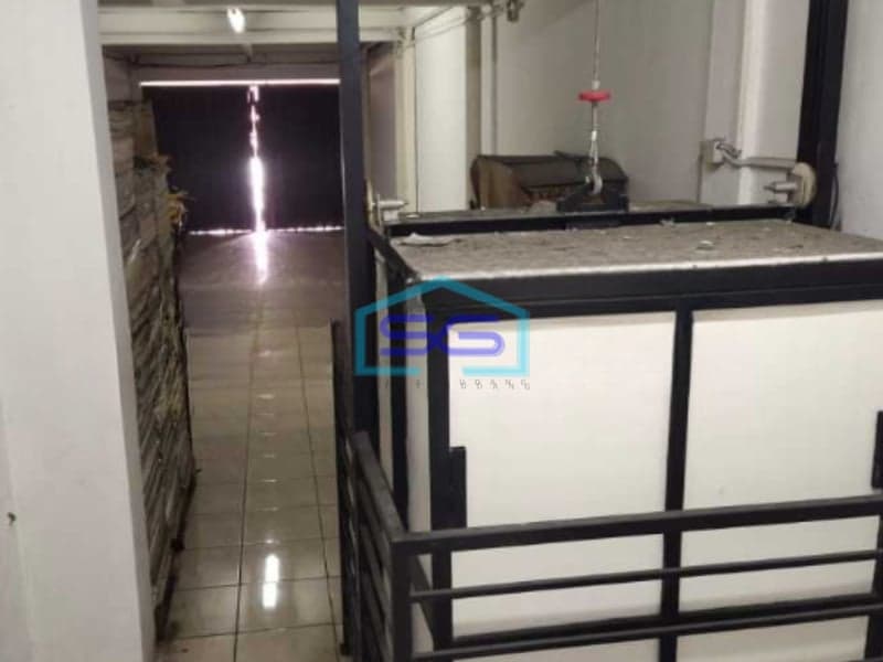 Dijual Ruko Lokasi Bebas Banjir Luas Bangunan 180 m² di Jelambar Jakarta Barat