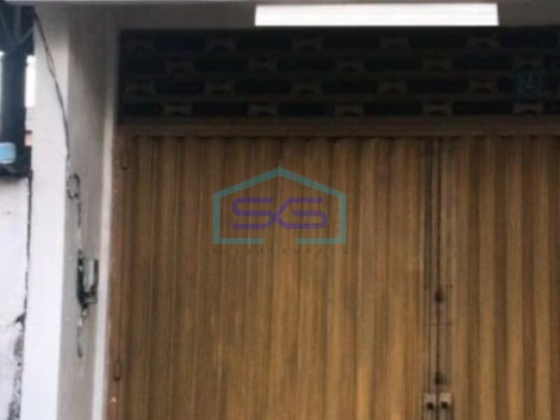 出售：泗水东爪哇2层商铺，状况良好，建筑面积136平方米