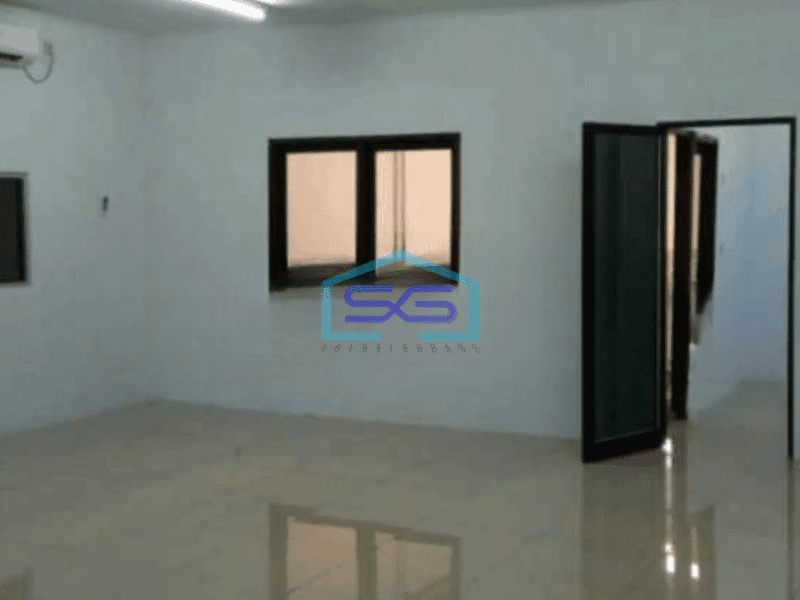 Disewakan Gudang Ada Kantor Luas Tanah 600 m² di BSD Tangerang