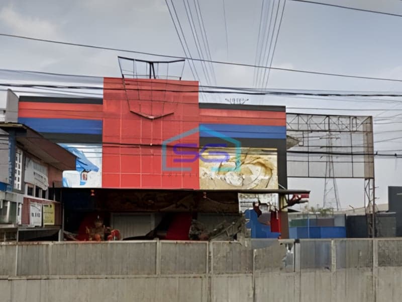 Dijual Ruang Usaha Lokasi Strategis di Sukun Malang Luas Bangunan 5700 m²