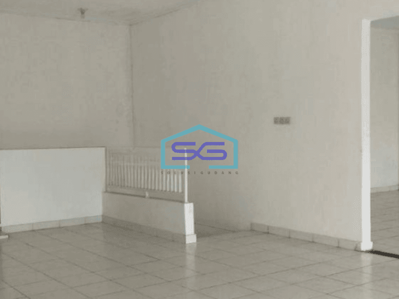 Disewakan ruko gandeng 2 lantai dengan parkiran besar di Denpasar Bali