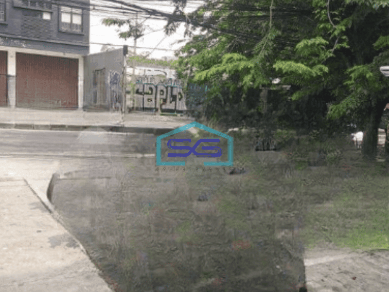 Disewakan Ruko 3 Lantai di Kebon Jeruk Jakarta Barat Luas Tanah 135 m² Harga Nego