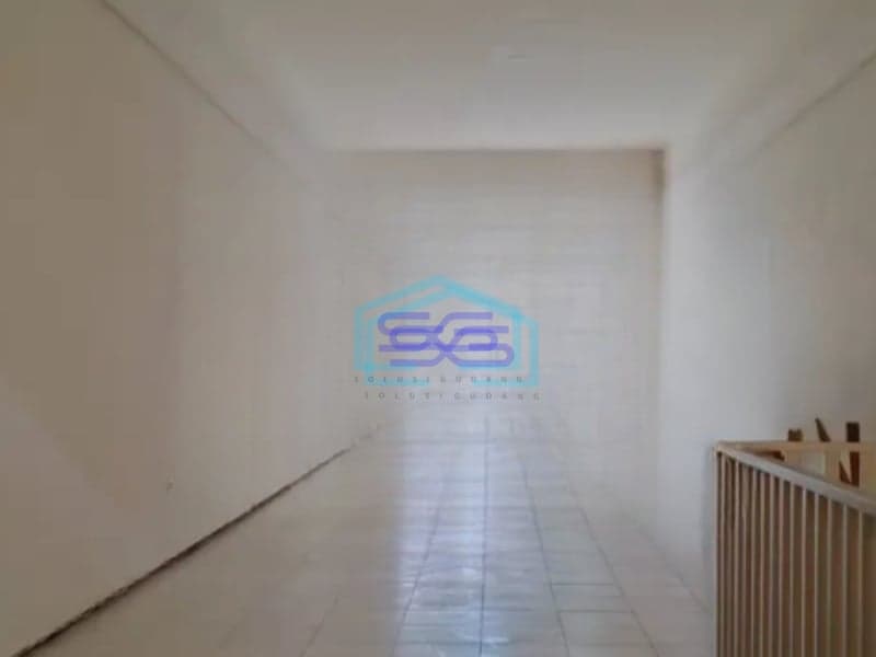 Dijual Ruko Luas Bangunan  170 m² Lokasi Strategis di Klojen Malang