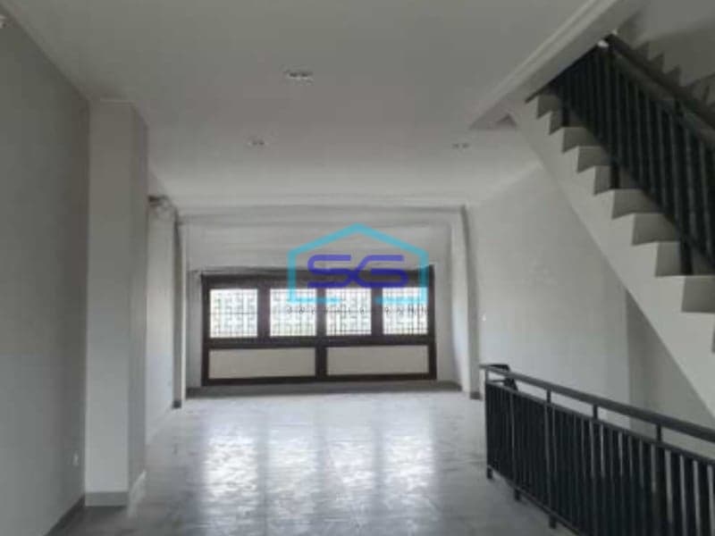 Disewakan Ruko Luas Bangunan  243 m² Lokasi di Pantai Indah Kapuk Jakarta Utara