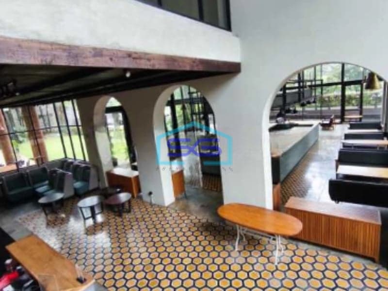 Disewakan Ruang Usaha dan Gedung Sangat Bagus di Area Ciumbuleuit Bandung Luas 2000m2