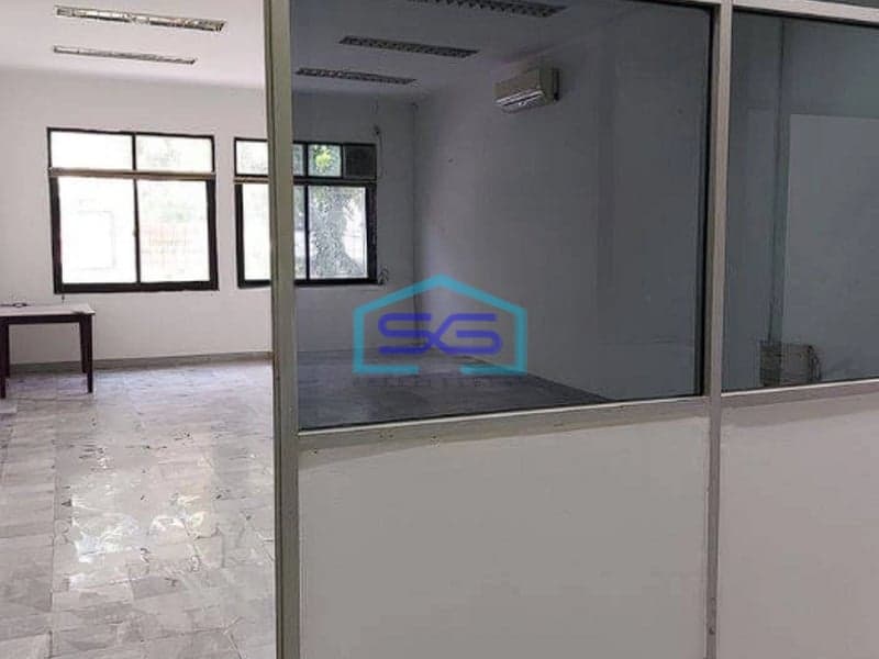 Disewakan Ruko 2 Lantai + Attic, di Sunter Jakarta Utara Rapih Siap Pakai LB 180m2