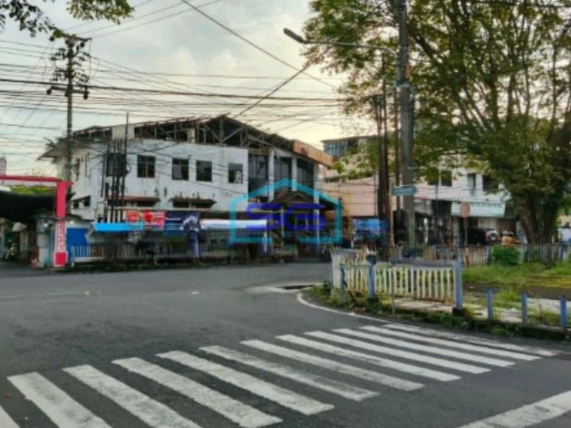 Disewakan Ruko Di Jl Aa Maramis Cocok Buat Kantor Ekspedisi Mapanget, Manado Luas Bangunan  900 m²