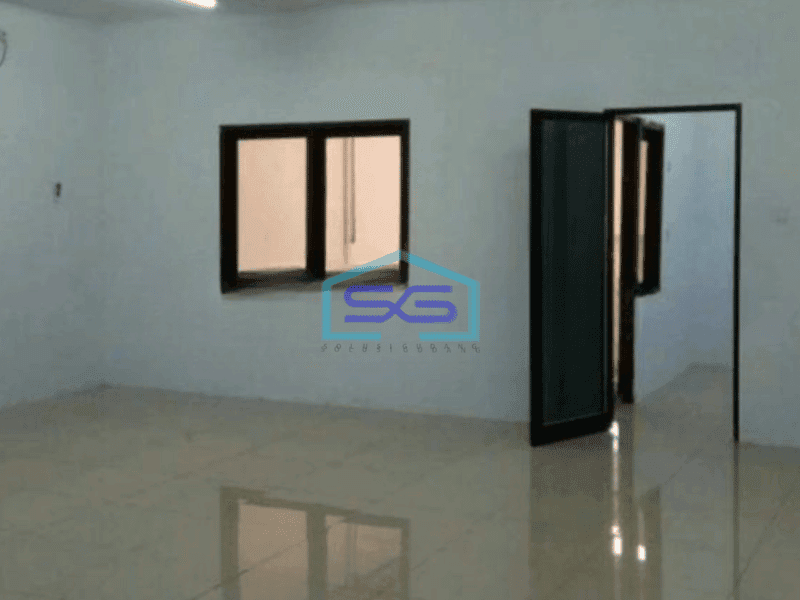 Disewakan Gudang Siap Pakai Luas Tanah 600 m² Ada Kantor di Setu Tangerang Selatan