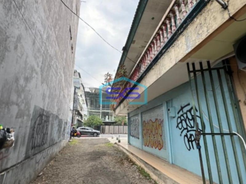 Dijual Tanah di Kebayoran Lama Jakarta Selatan SHM Luas 1322m²