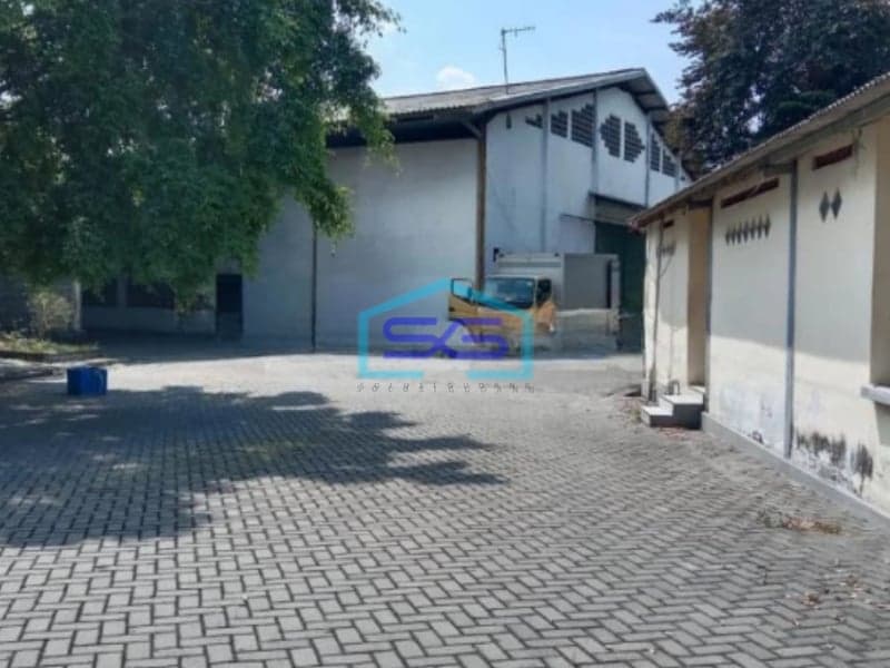Dijual Gudang Ex Pabrik di Kepatihan Gresik Jawa Timur Luas Tanah 8600m2