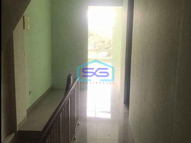 Disewakan Ruko Green Lake City Hadap Jalan Utama Jakarta Barat LB 225m2