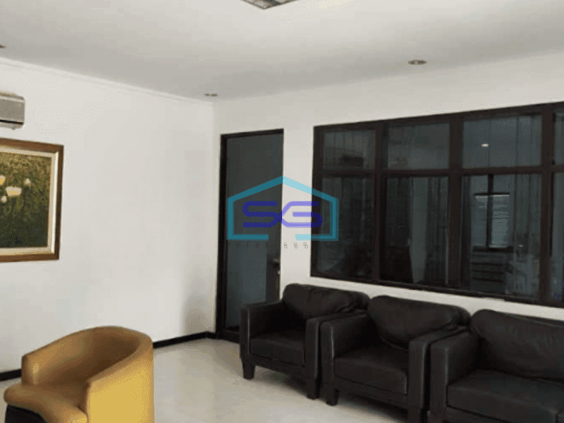 Dijual Gudang Ada Kantor dan Lift Barang Luas Bangunan  3272 m² di Waru Sidoarjo