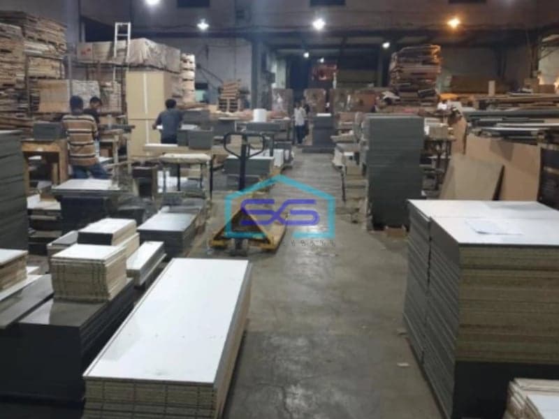 Dijual Gudang Gandeng 3 Unit Pinggir Jalan Besar Dadap Jakarta Utara Luas 3600m2