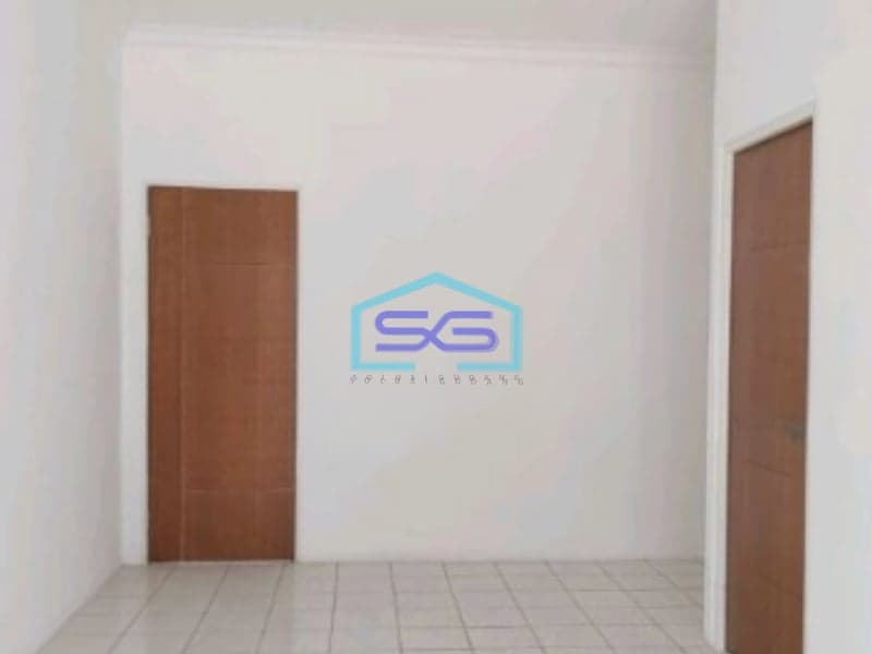 Dijual Gudang Akses Container Luas Tanah  396 m² Lokasi di Gresik Jawa Timur