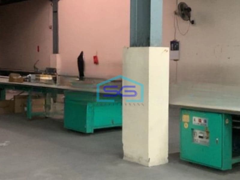 Dijual Gudang Ada Kantor Luas Tanah  5285 m² di Jurumudi Tangerang