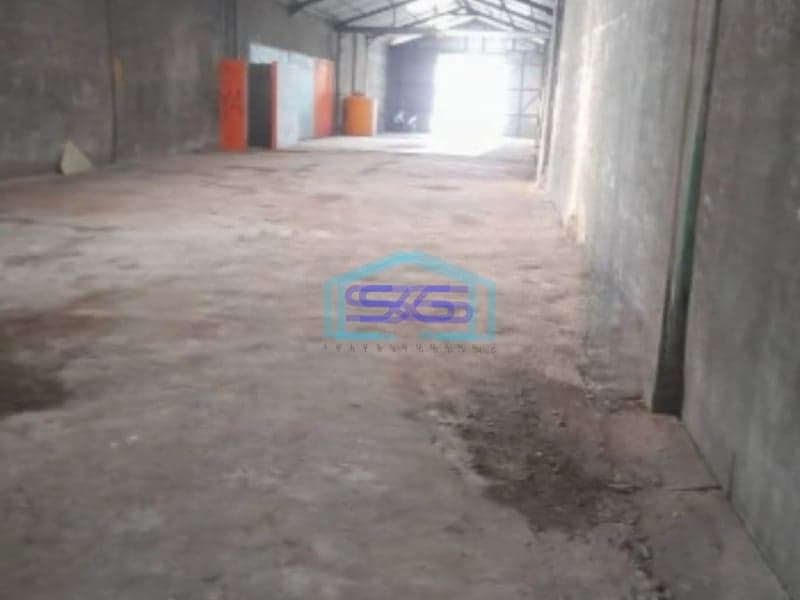 Dijual Gudang Siap Pakai Luas Bangunan  500 m² Lokasi Bebas Banjir Strategis di Gresik Jawa Timur