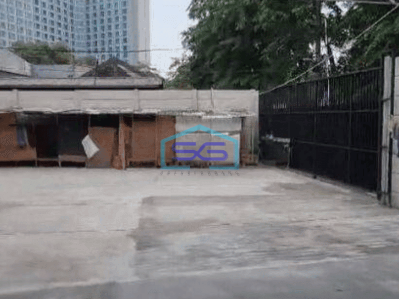 Disewakan Gudang Luas 330 m² Akses 2 mobil Besar Dekat Gambir Jakarta Pusat