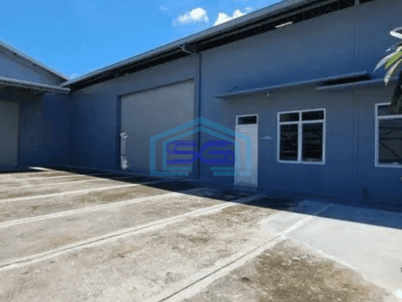 Disewakan gudang akses kontainer dekat pintu toll Klodran di Jalan Adisucipto, Solo