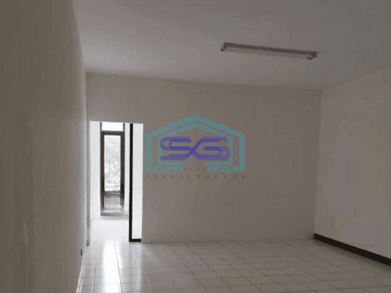 Disewakan Ruko Lokasi Strategis Jalan Boulevard Raya Kelapa Gading