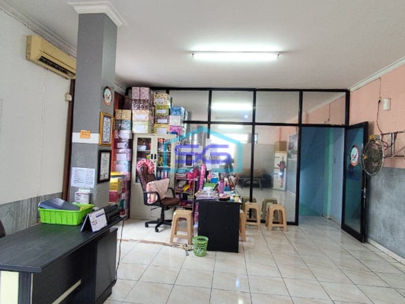 Dijual Ruko 4 Lantai di Jalan Letkol Iskandar Palembang Cocok Buat Usaha! LT 100m2