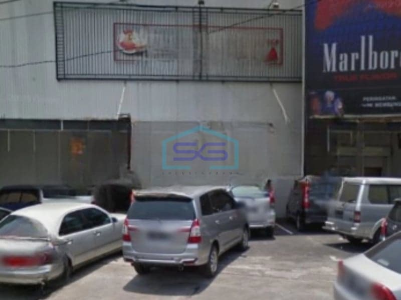 Dijual Ruang Usaha Luas Bangunan 600 m² Lokasi di Surabaya