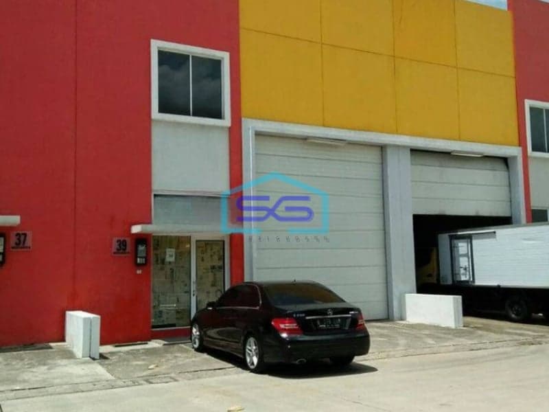 Disewakan Gudang di Bizpark Cakung Jakarta Timur Harga Murah Luas 108 m2
