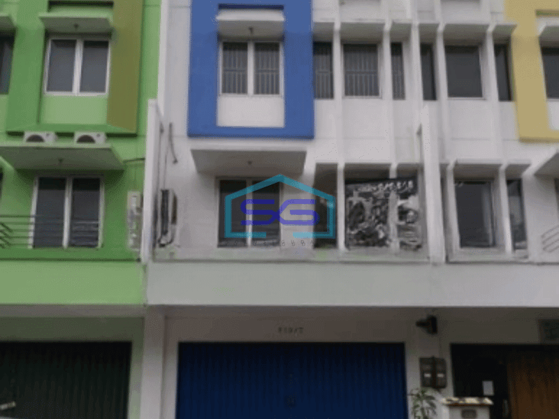Disewakan Ruko di Kelapa Gading Jakarta Utara Luas Bangunan 300 m²