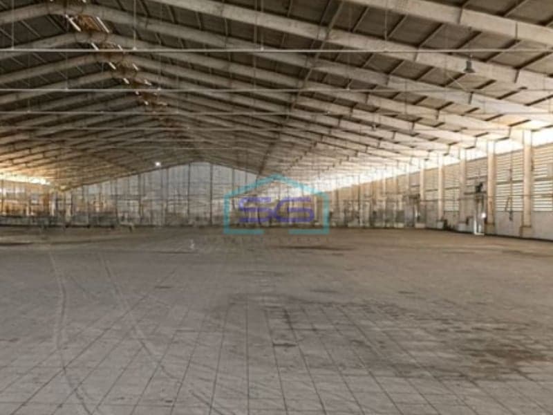 Disewakan Gudang Akses Container 40 Feet Luas Bangunan 9260 m² Lokasi di Jatake Tangerang