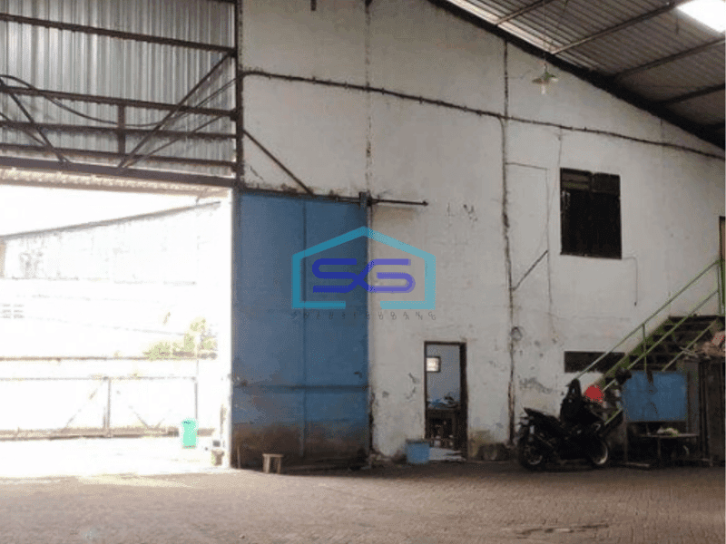 Dijual Gudang 2 lantai Ada Kantor Luas Bangunan  920 m² di Margomulyo Surabaya