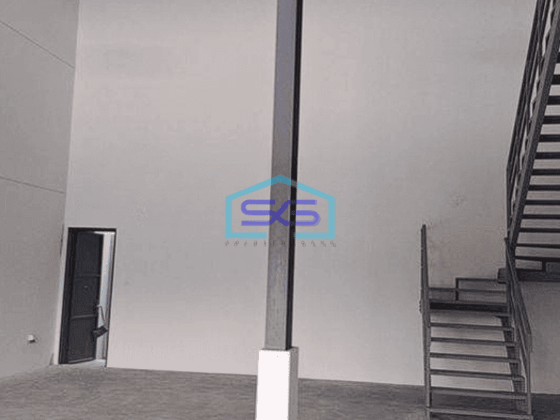 Dsewakan gudang baru bagus di Taman Tekno Bsd City