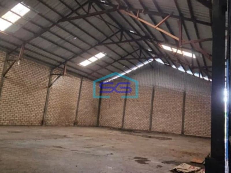 Disewakan Gudang Plus Kantor Di jalan Pangeran Antasari Samarinda Luas Bangunan  2000 m²