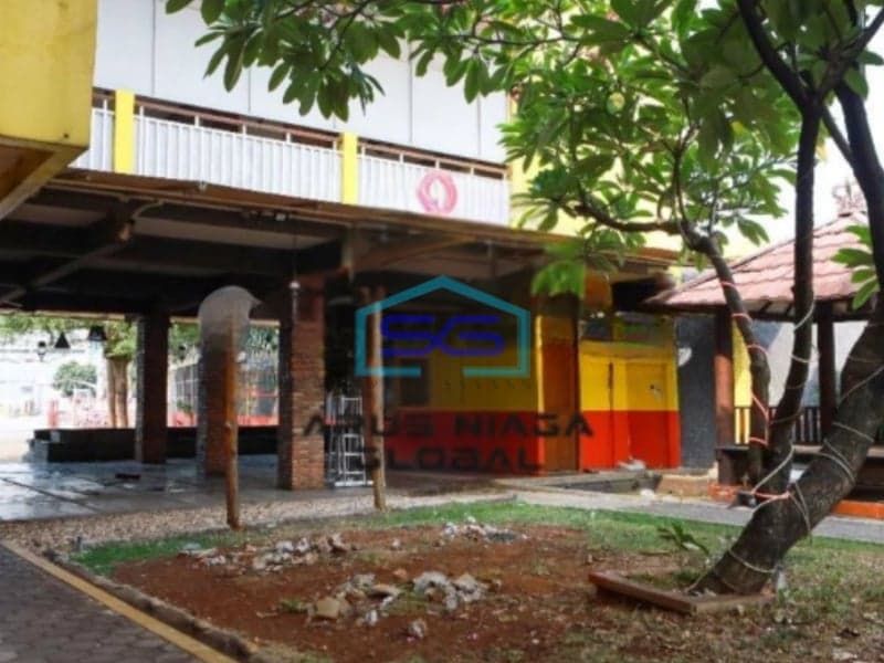 Disewakan Ruang Usaha Ex Resto Di Cilodong Depok Kondisi Bagus LB 1448m2